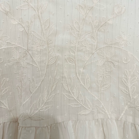 Savanna Jane sheer white short sleeve blouse with embroidery size medium - Picture 3 of 5